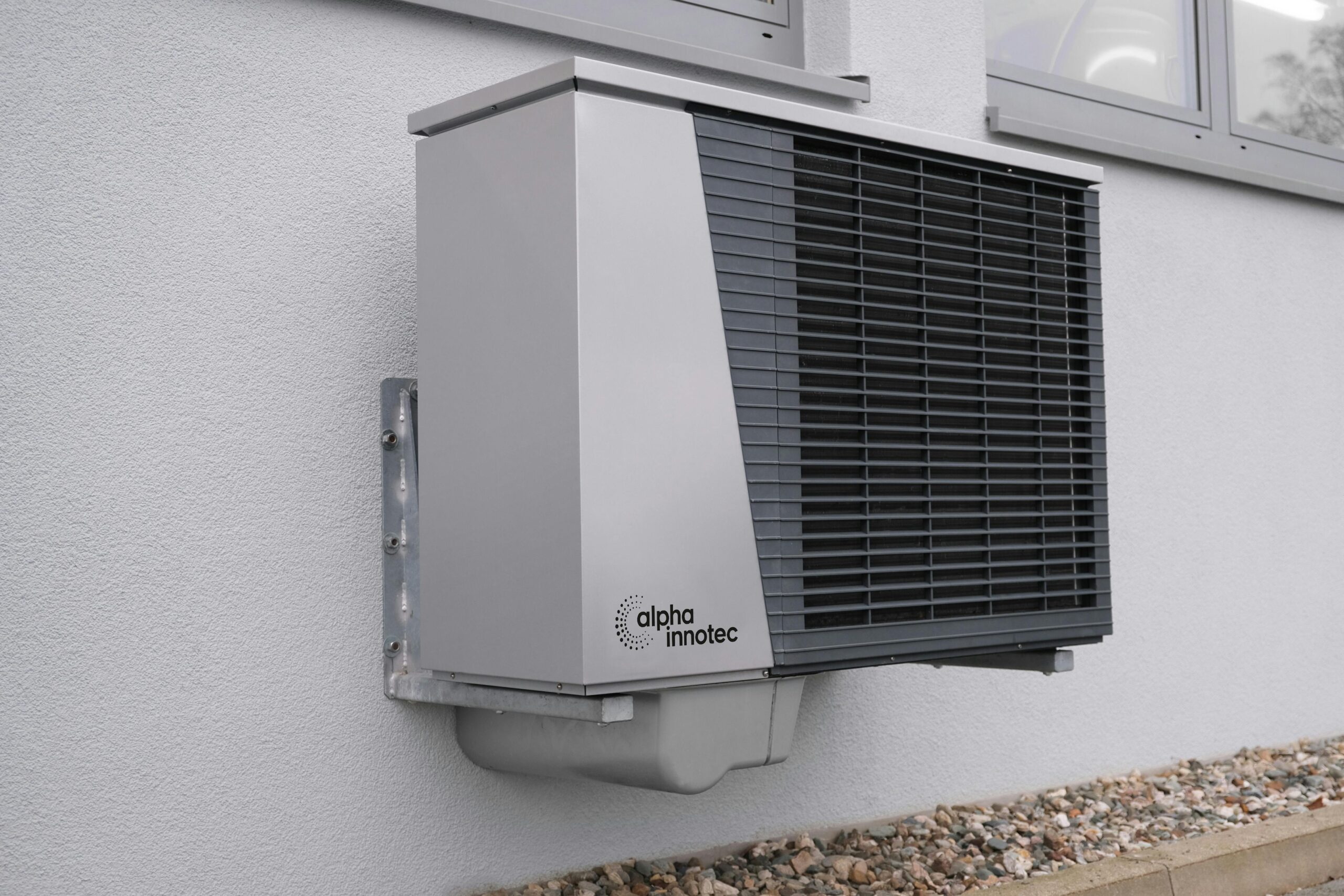 Commercial air conditioning service